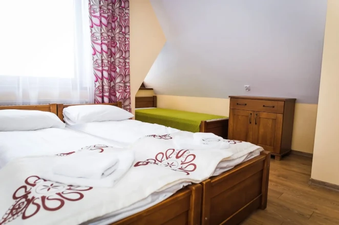 Standardzimmer für drei Personen